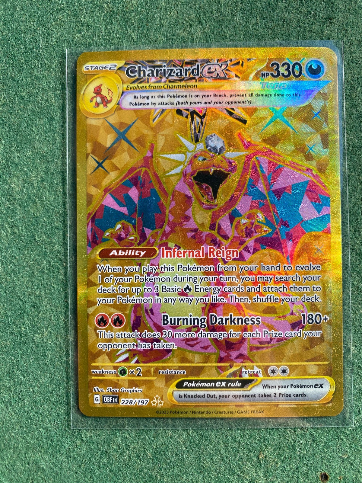 Pokemon Charizard ex 228/197 - Gold Hyper Rare NM - Obsidian Flames