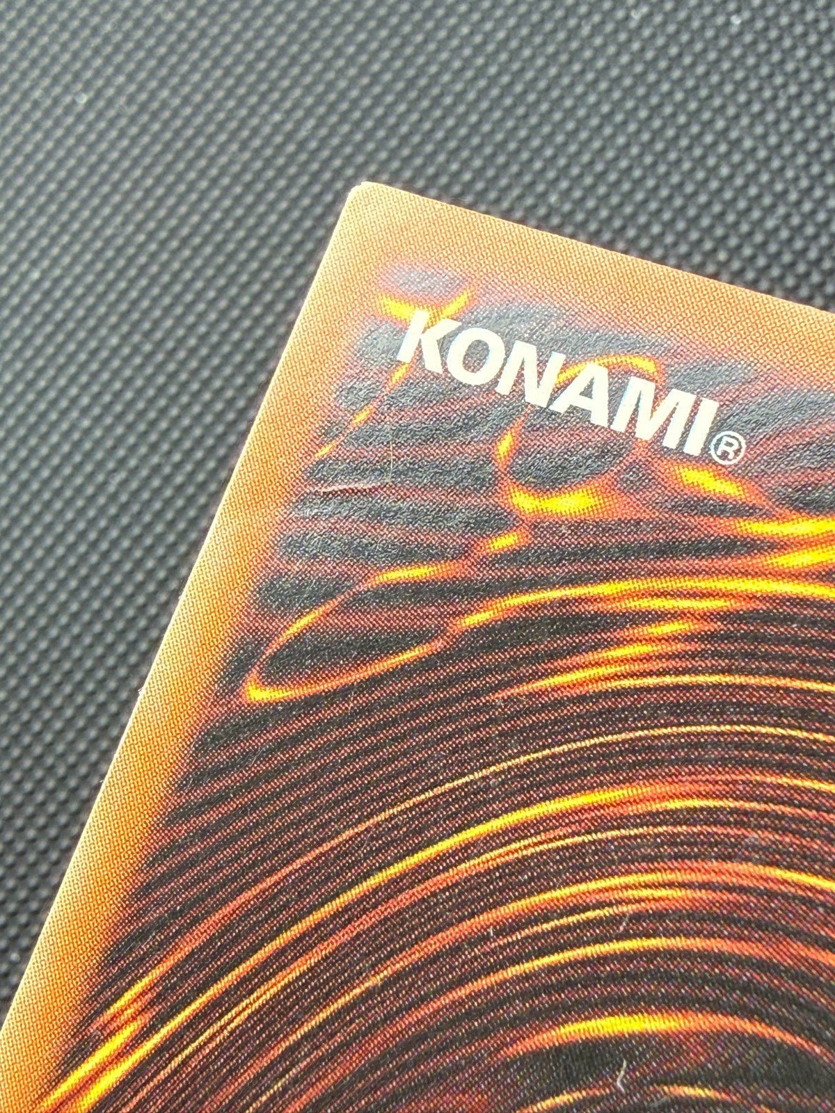 Yu - Gi - Oh! Blue - Eyes White Dragon LOB - 001 Unlimited Ultra Rare LP