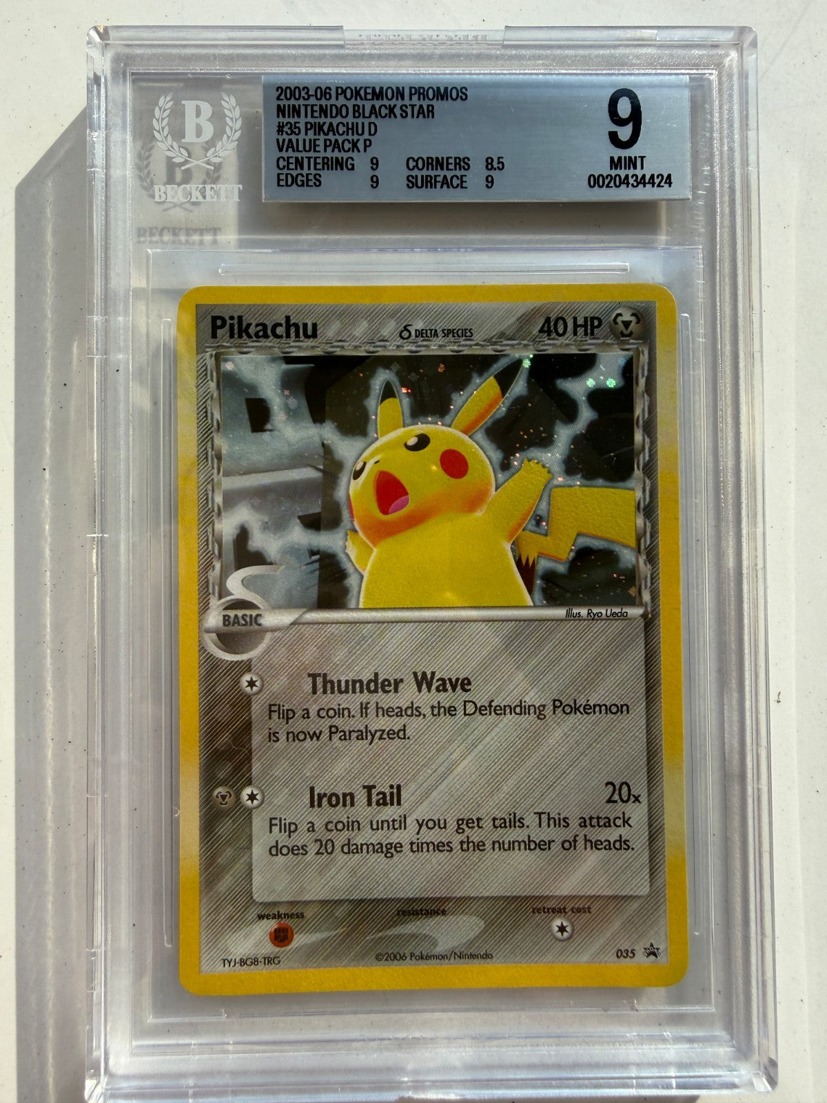 Pokemon Pikachu Delta Species Holo Black Star Promo 035 BGS 9 Hand Swirl