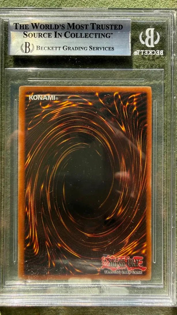 Blue - Eyes Ultimate Dragon JMP - EN005 Shonen Jump Magazine Promo Secret Rare BGS 7