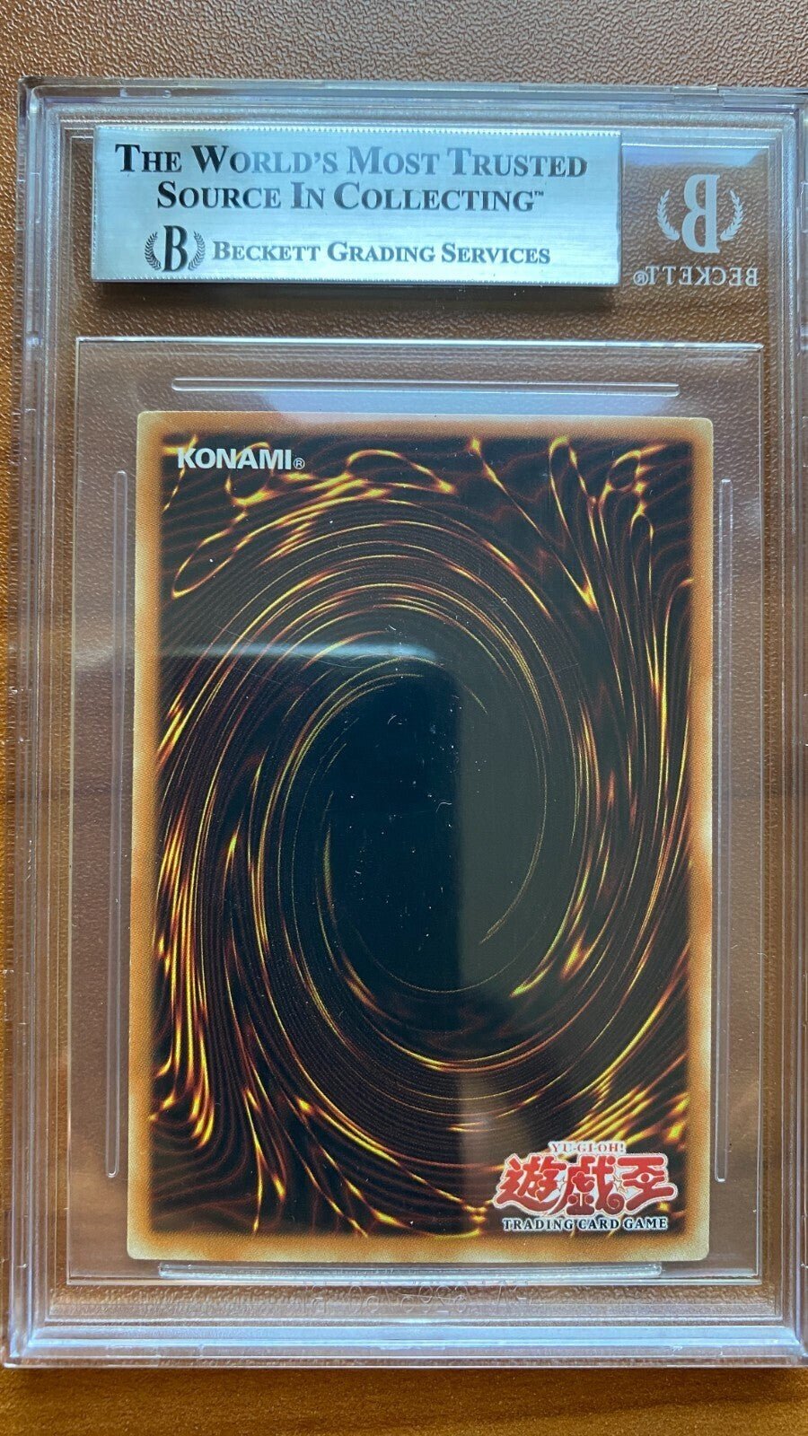 YUGIOH BLUE - EYES WHITE DRAGON 1ST SDK - 001 ASIAN ENGLISH BGS 8